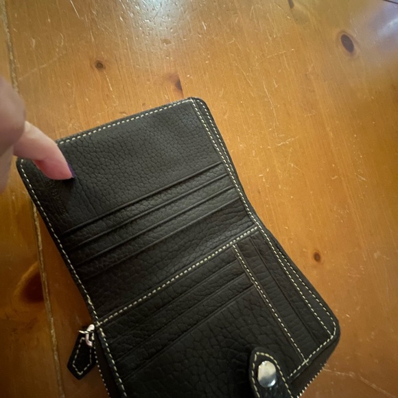 Dooney & Bourke Ladies black designer wallet - Picture 4 of 6